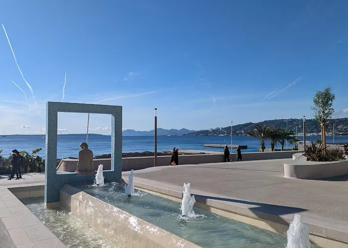 Superbe Vue Panoramique 胡安莱潘